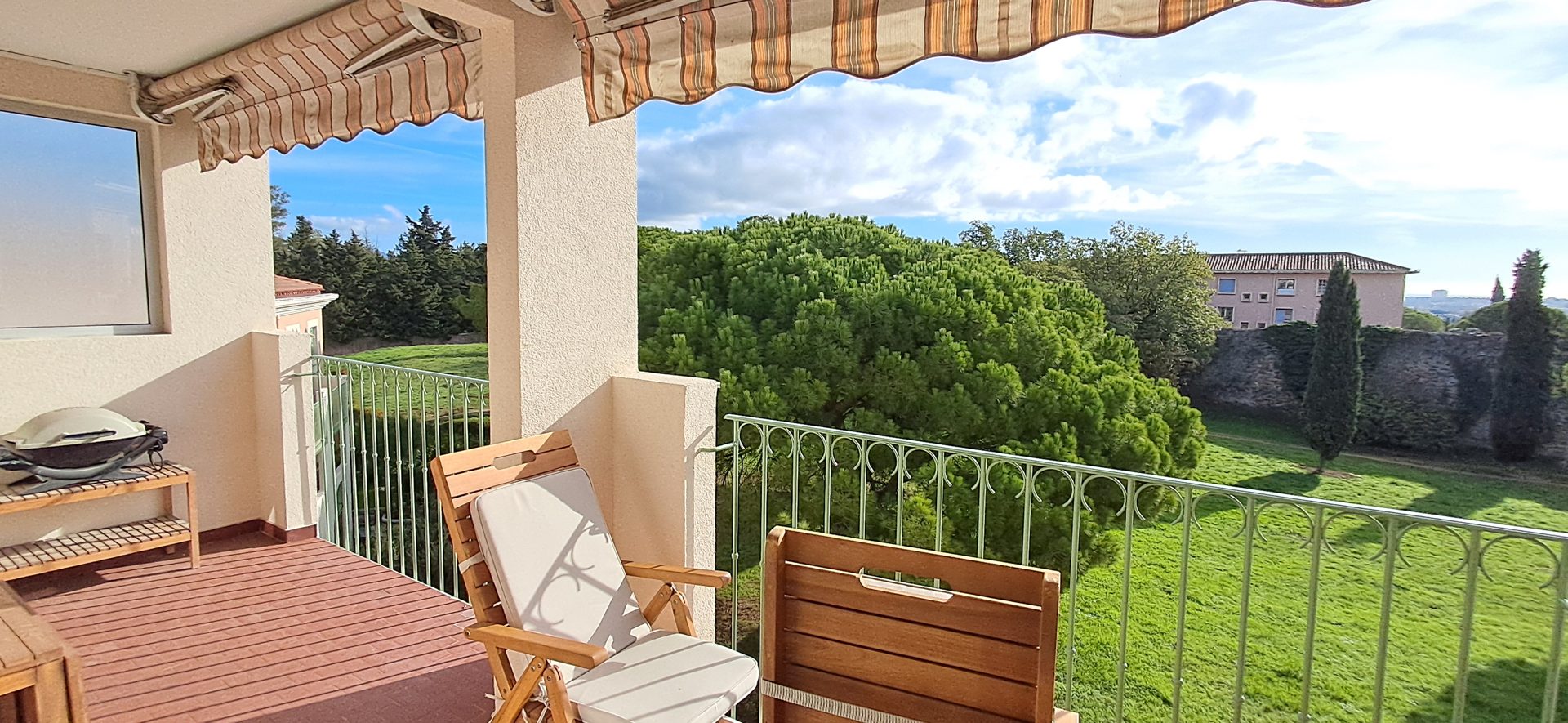 Czteropokojowy apartament z tarasem dachowym, Fréjus